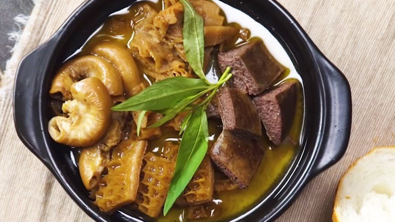 Phá lấu lòng bò nước cốt dừa