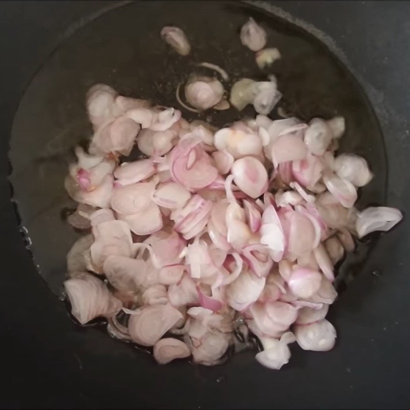 Phi hành tím vàng giòn làm bánh tráng trộn