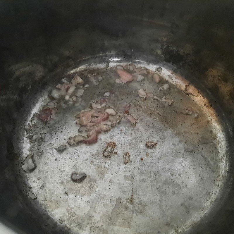 Phi hành tỏi và xào xương