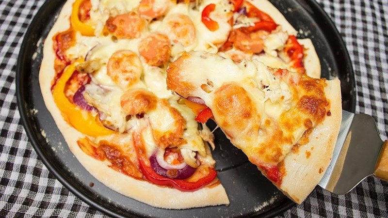 Pizza gà phô mai