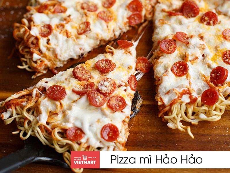 Pizza mì Hảo Hảo độc đáo và hấp dẫn