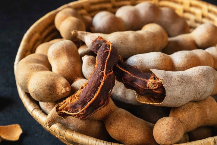 100g Me Bao Nhiêu Calo? Phân Tích Dinh Dưỡng Chi Tiết Quả me tươi chứa calo thấp, hỗ trợ kiểm soát cân nặng
