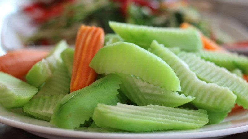 Quả su su bao nhiêu calo, su su hấp luộc đơn giản cho người ăn kiêng