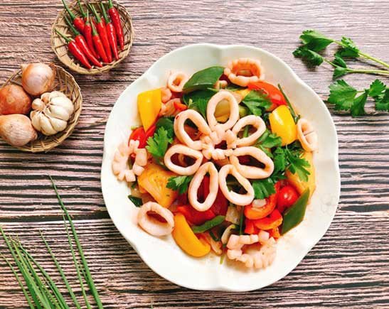Quy trình xào mực dai ngon đúng cách