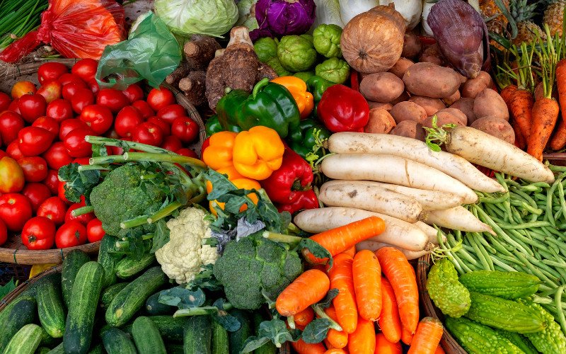 Rau củ tươi ngon chuẩn bị cho nước lèo không cần xương