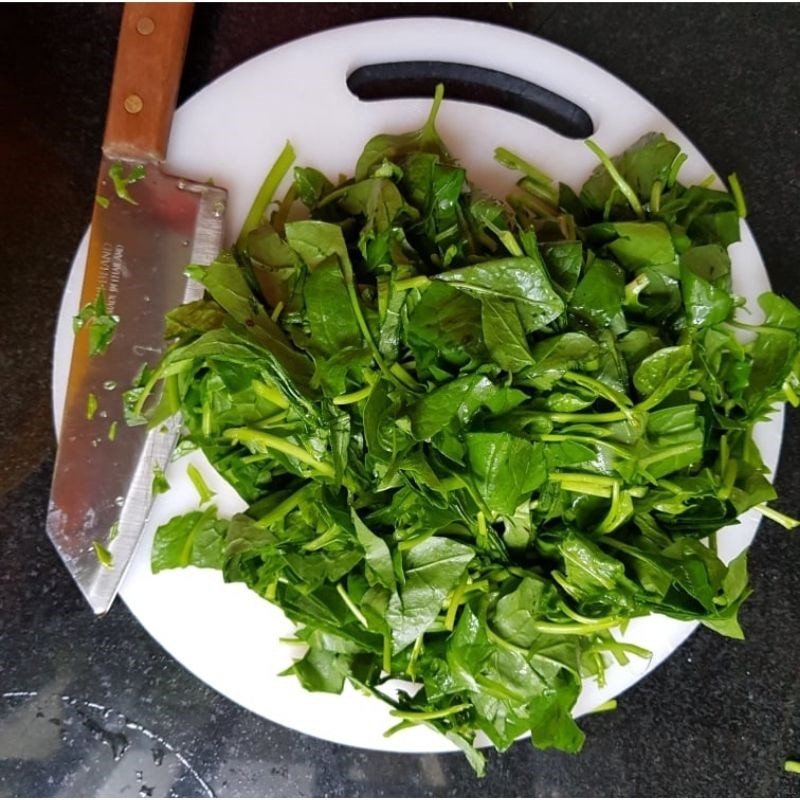 Rau mồng tơi xanh tươi đã sơ chế