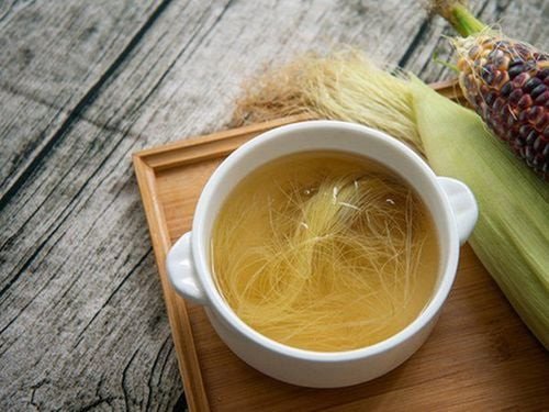 Cách Nấu Nước Râu Ngô Khô Chuẩn Vị, Tăng Cường Sức Khỏe Râu ngô phơi khô sẵn sàng cho quá trình nấu nước