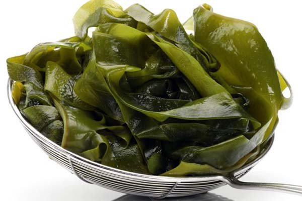 Rong biển đã sơ chế, chuẩn bị cho cách nấu canh rong biển không bị tanh