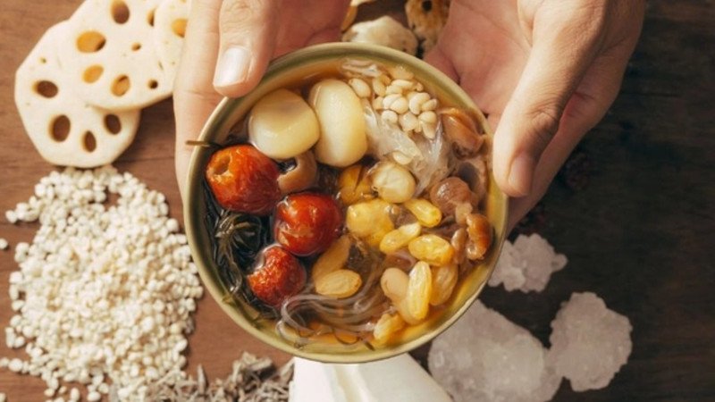 Sâm bổ lượng với nhiều thành phần thảo mộc tốt cho sức khỏe, hỗ trợ giải nhiệt và bồi bổ cơ thể