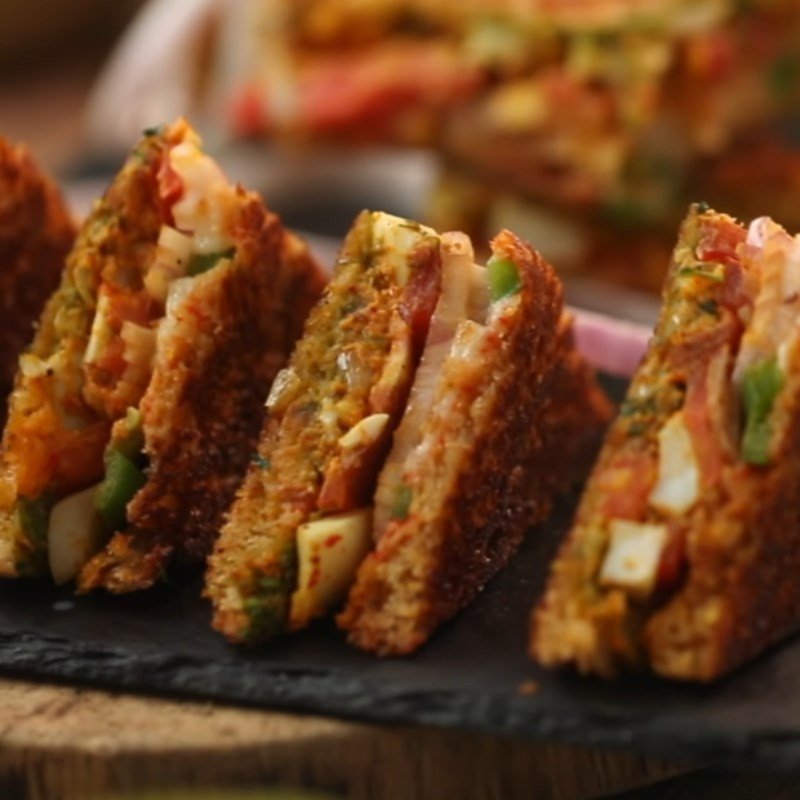 Sandwich trứng cà ri Ấn Độ thơm lừng