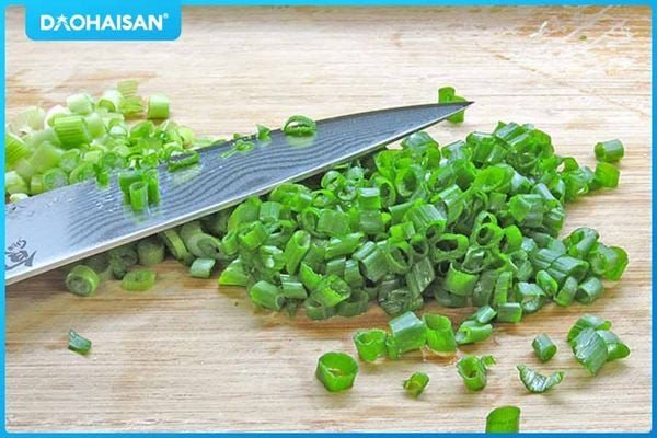Sơ chế nấm đông cô cho món cháo bào ngư