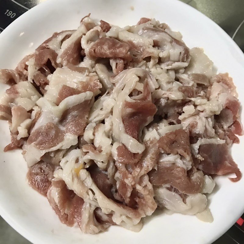 Sơ chế thịt bò cho món xào