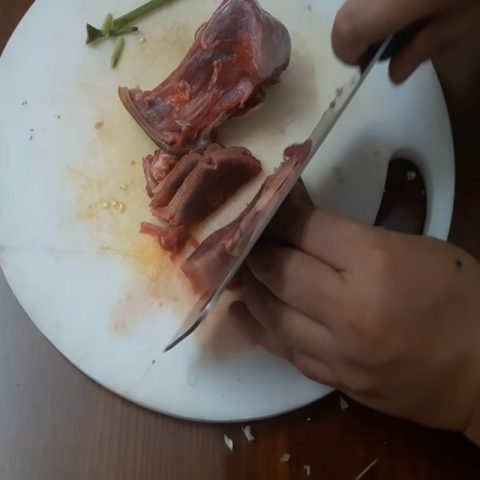 Sơ chế thịt dê