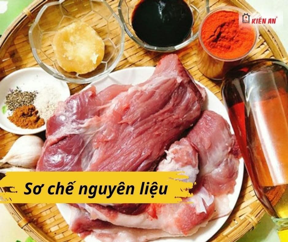 Sơ chế thịt heo làm xá xíu