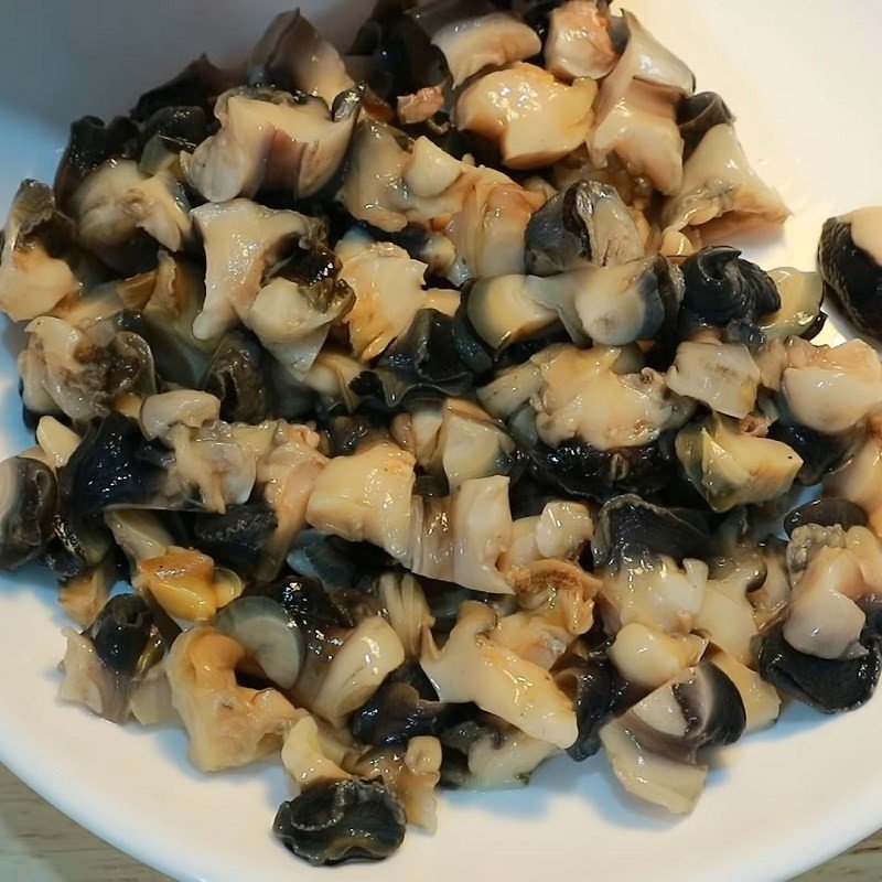 Sơ chế thịt ốc bươu sạch nhớt