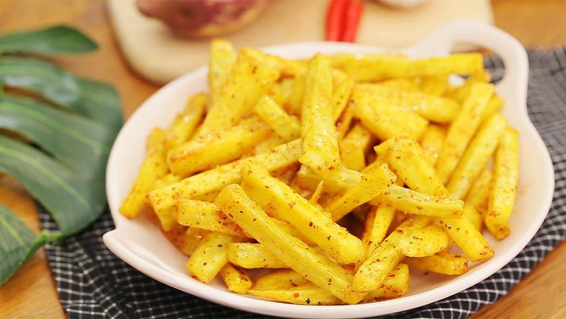 So sánh calo 100g khoai lang chiên và 100g khoai lang vàng luộc