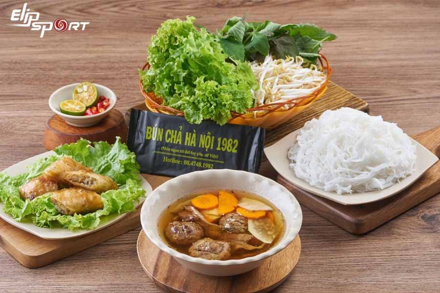 Sợi bún tươi là thành phần chính của các món bún, cần chọn loại bún chất lượng.