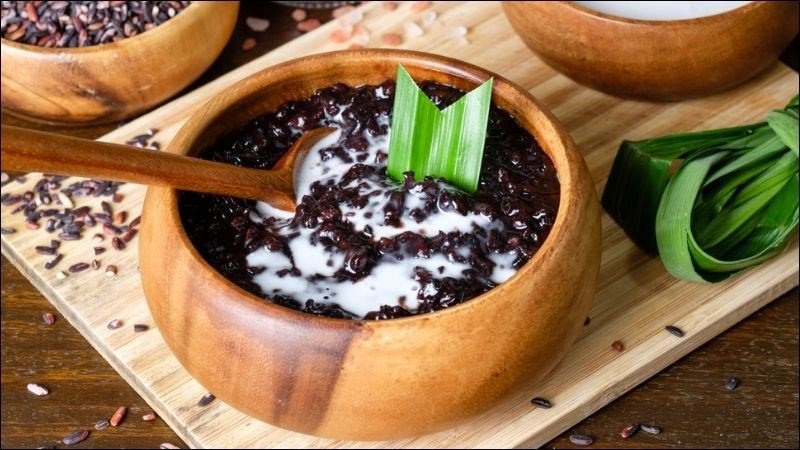 Sữa chua nếp cẩm Ba Vì hỗ trợ giảm cảm giác thèm ăn hiệu quả