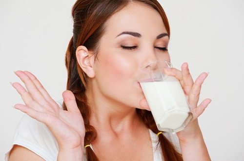Sữa TH True Milk HILO với công thức giàu canxi, ít béo, không lactose giúp tối ưu calo cho sức khỏe.