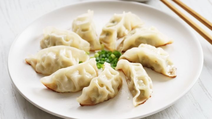 Sủi cảo thơm ngon, món ăn được yêu thích ở nhiều quốc gia