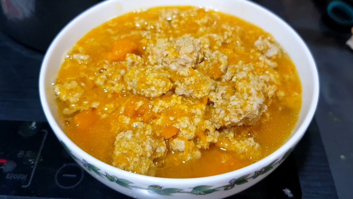 Súp bí đỏ thịt heo thơm ngon