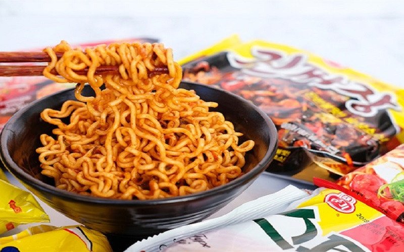 Tác động của việc ăn mì vắt gói thường xuyên đến sức khỏe