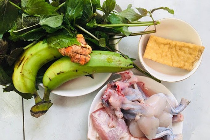 Tất cả nguyên liệu cần có cho lẩu ếch chuối đậu