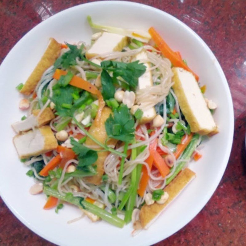 Thành phẩm bún gạo xào chay truyền thống