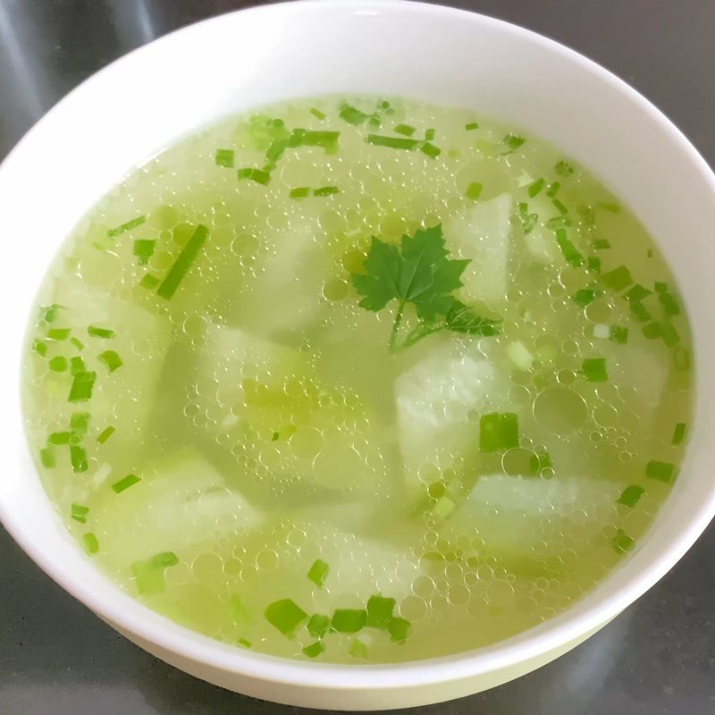 Thành phẩm canh bí đao đơn giản