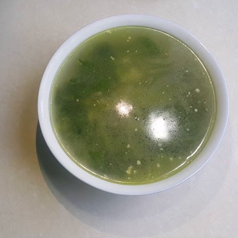 Thành phẩm canh cải bó xôi thịt băm hấp dẫn