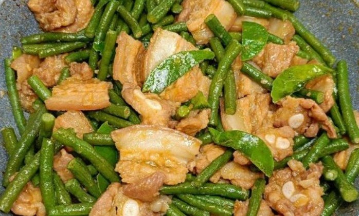 Thành phẩm đậu đũa xào thịt heo