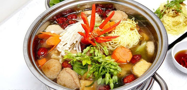 Thành phẩm lẩu nấm thái chay