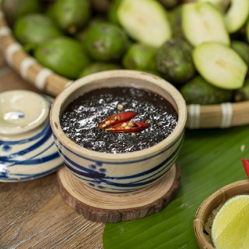 Thành phẩm mắm ruốc xào ăn xoài