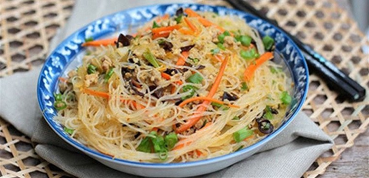 Thành phẩm miến xào thịt băm đậm đà hương vị