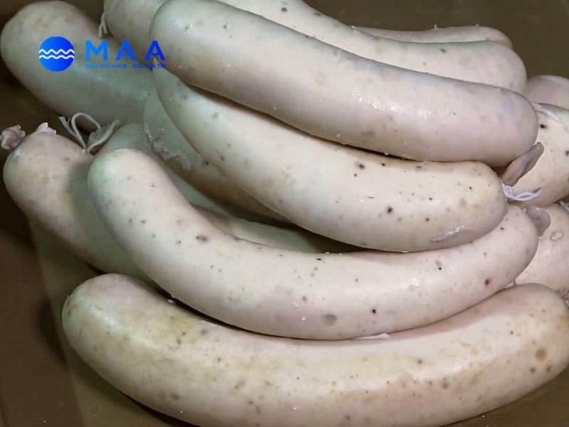 Thành phẩm xúc xích ức gà tự làm tại nhà hấp dẫn