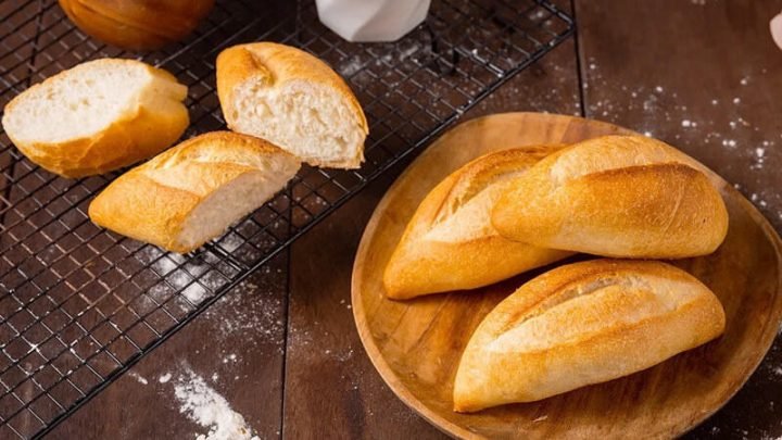 Thành phần dinh dưỡng đa dạng trong một ổ bánh mì truyền thống