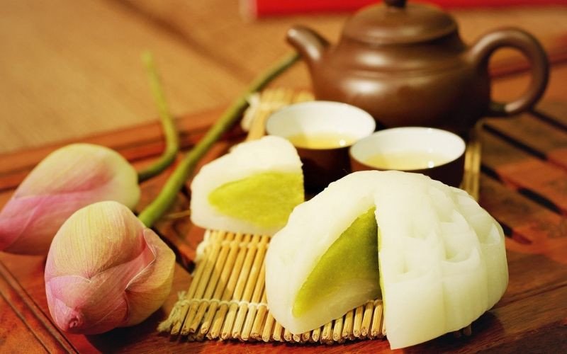 Thành phần và lượng calo trong một miếng bánh trung thu dẻo truyền thống