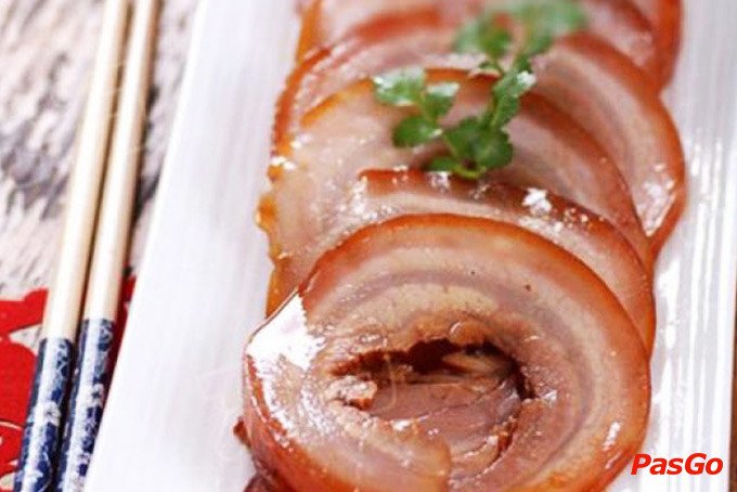 Thịt ba chỉ cuộn hấp mềm mọng, thanh đạm đẹp mắt