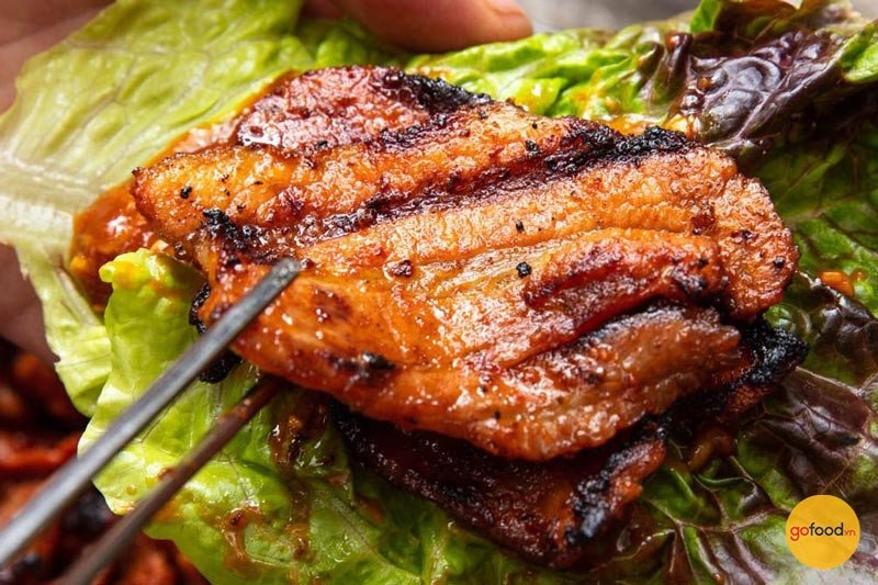 Thịt bò nướng bày trí đẹp mắt