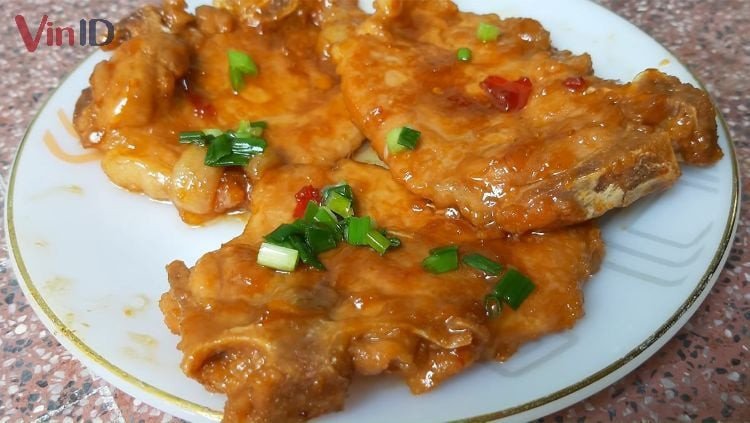 Thịt cốt lết nướng sữa tươi mềm mọng, tan chảy trong miệng