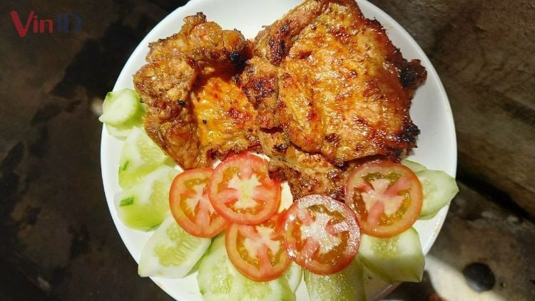 Thịt cốt lết ướp mật ong