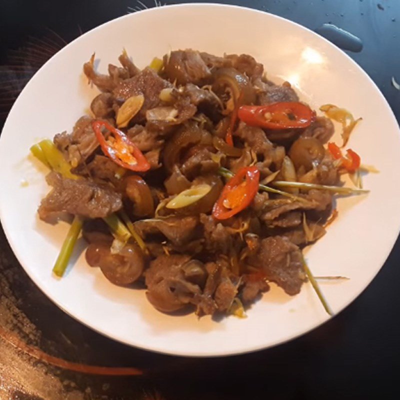 Thịt dê xào sả ớt thành phẩm