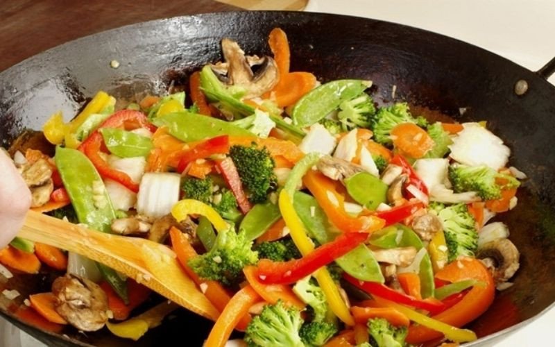Thịt lợn có giá trị dinh dưỡng không, đặc biệt là giò heo luộc