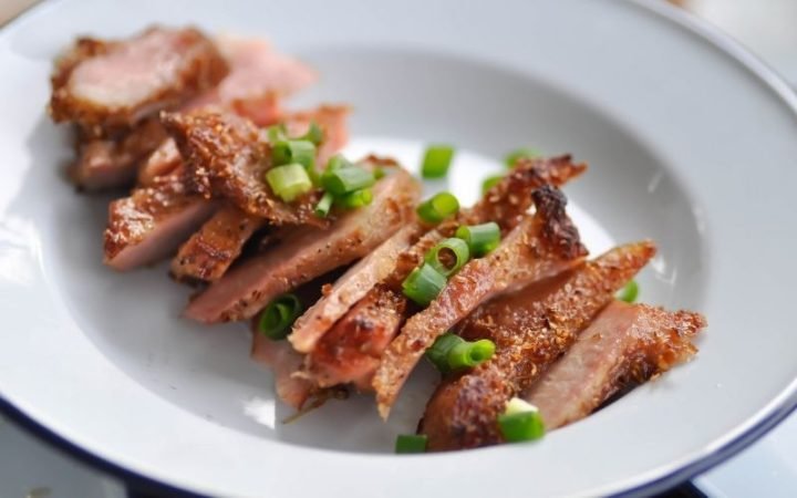 Thịt lợn kho bao nhiêu calo