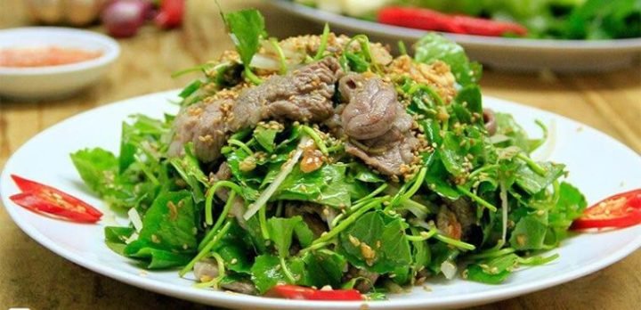 Thịt mèo xào rau má thơm ngon bổ dưỡng với gừng sả ớt