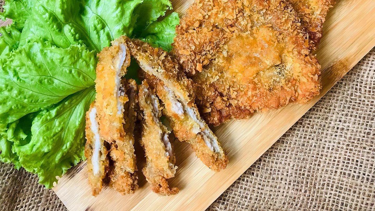 Thịt nạc chiên giòn vàng ươm hấp dẫn
