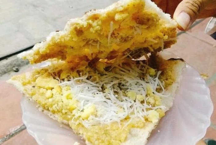 Thưởng thức bánh đa kê với cơm hạt kê, đậu xanh và dừa nạo
