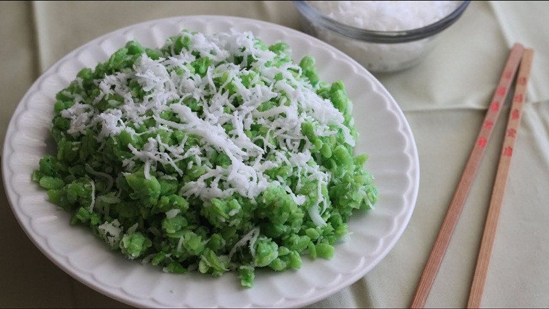 Thưởng thức cốm dẹp trộn dừa một cách lành mạnh