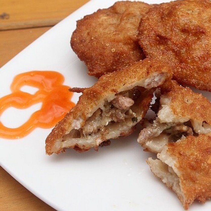 Thưởng thức đĩa bánh áp chao nóng hổi, kiểm soát calo khi ăn