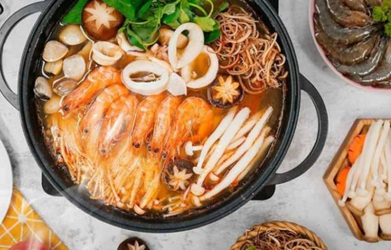 Thưởng thức món lẩu Thái tại nhà cùng gia đình